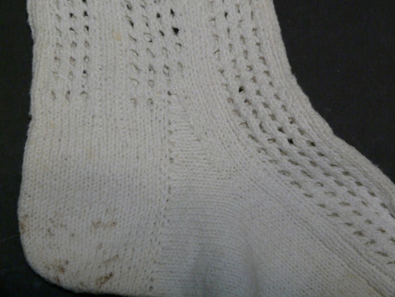Antique Child's Hand Knit Socks. - image 5