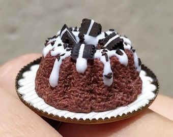 Ring Tray Chocolate Cake with Sugar Glaze and Crumbled Oreo Cookies, Entirely Hand-Modeled | Gift Ideas for Her