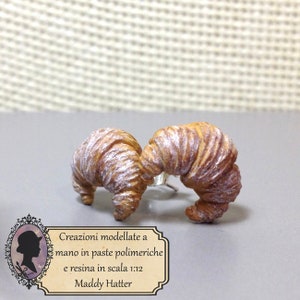 Pendientes de Desayuno Hechos a Mano con Mini Cruasanes, Azúcar Glas, Comida Realista