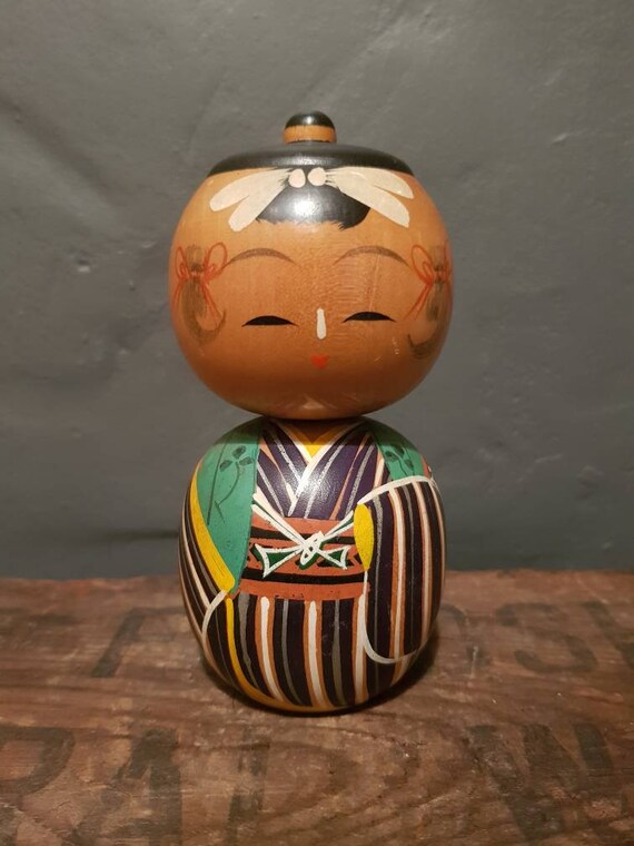 Vintage Japanese Kokeshi - 'Wooden Doll' - Traditional Art Doll
