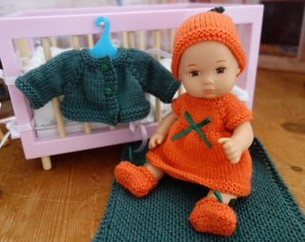 Hand knitted dress, cardigan, hat, panties, bootees and blanket to fit 8" doll such as AG Little Bitty Baby. Doll not incl. Free UK del.