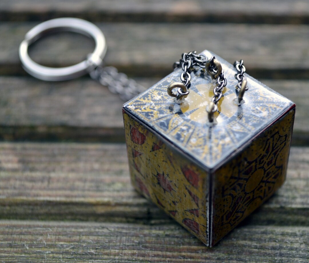 Hellraiser Puzzle Box Key Ring/christmas Decoration Horror Prop - Etsy