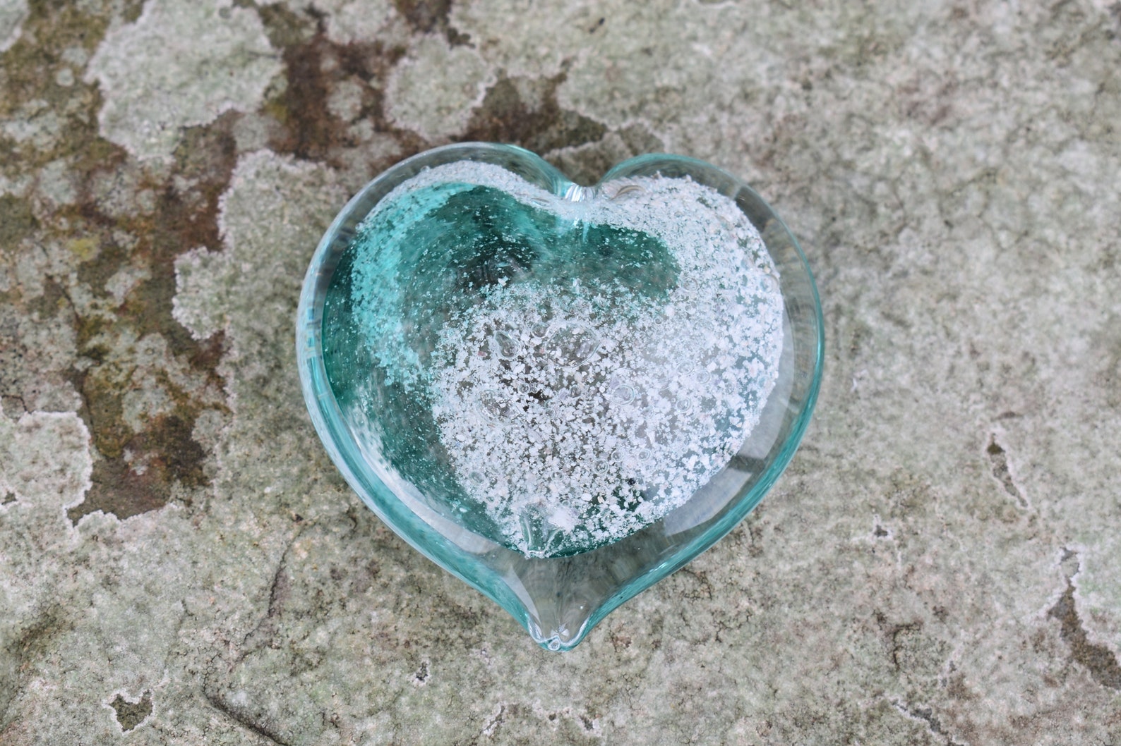 Glass Remembrance Heart With Ashes Etsy UK