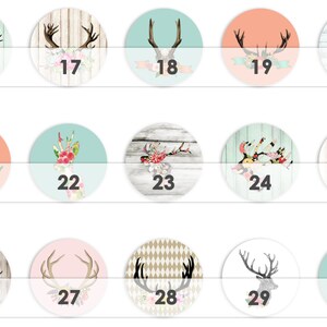 Puede incluir: Treinta pegatinas digitales redondas imprimibles con varios dise&ntilde;os de cabeza de ciervo. Las pegatinas presentan una variedad de fondos, incluyendo veta de madera, patrones florales y dise&ntilde;os geom&eacute;tricos. Las cabezas de ciervo son de varios colores, incluyendo blanco, negro, marr&oacute;n y rosa.