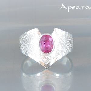 Pink tourmaline ring, size 6, sterling silver 925, natural stone, pink stone, one of a kind, handmade, quality made, tourmaline band ring.