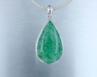 Aventurine pendant, 925 sterling silver, natural green stone, quality jewel, handcrafted, unique piece, for women