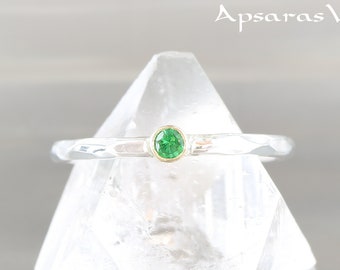 Tsavorite garnet ring, 18k gold, 925 silver, green natural stone, minimalist ring, handmade