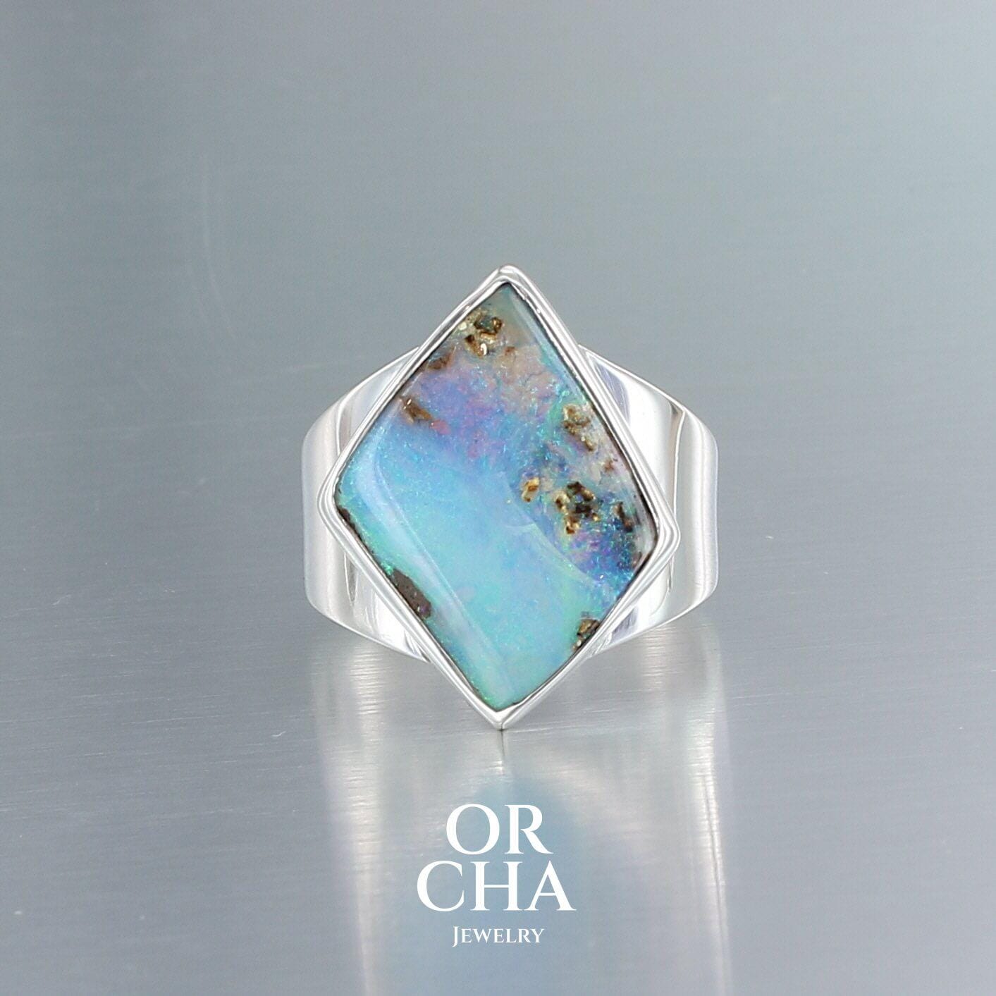 ボルダーオパールリング、サイズ56、925スターリングシルバー - 虹色の