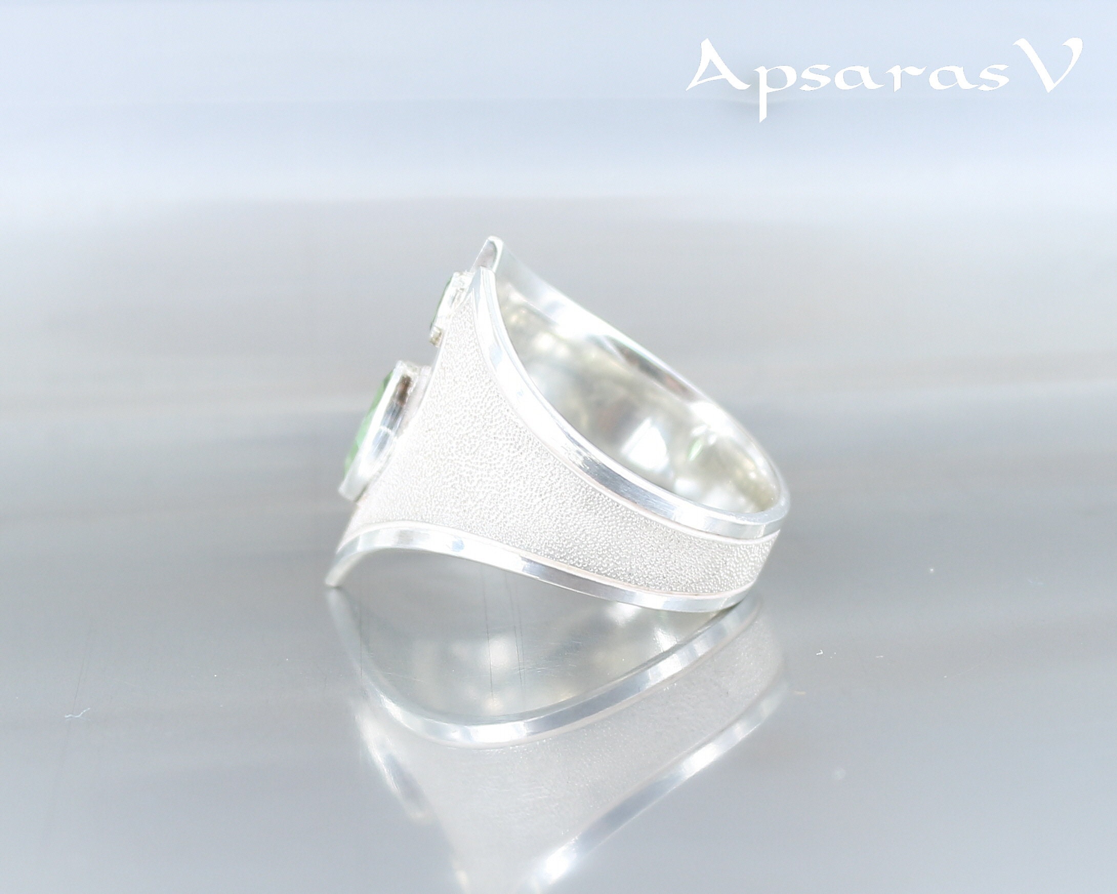 Bague Unique Tourmaline Quartz Sur Argent 925 - Taille 59, Pierre Naturelle D'Inde, Pièce Contemporaine Alena Vrubel