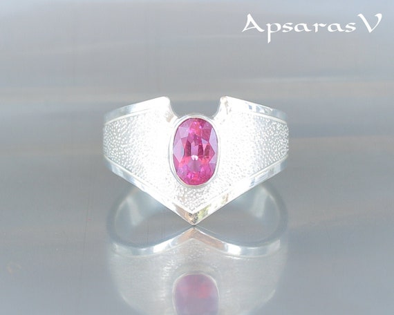 Does sterling shop silver turn pink