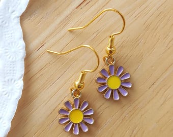 Purple Daisy Charm Earrings Dangle Drop Lightweight Simple Jewellery for Dainty Daily Wear Minimalist Earrings Women Girls Gift Ideas