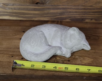 CAT SLEEPS Statue Figure Cement HOME Garden Decor/Memorial/Very Cute!!!! ready to paint!!