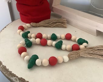 Christmas Tree and round bead- wood garland