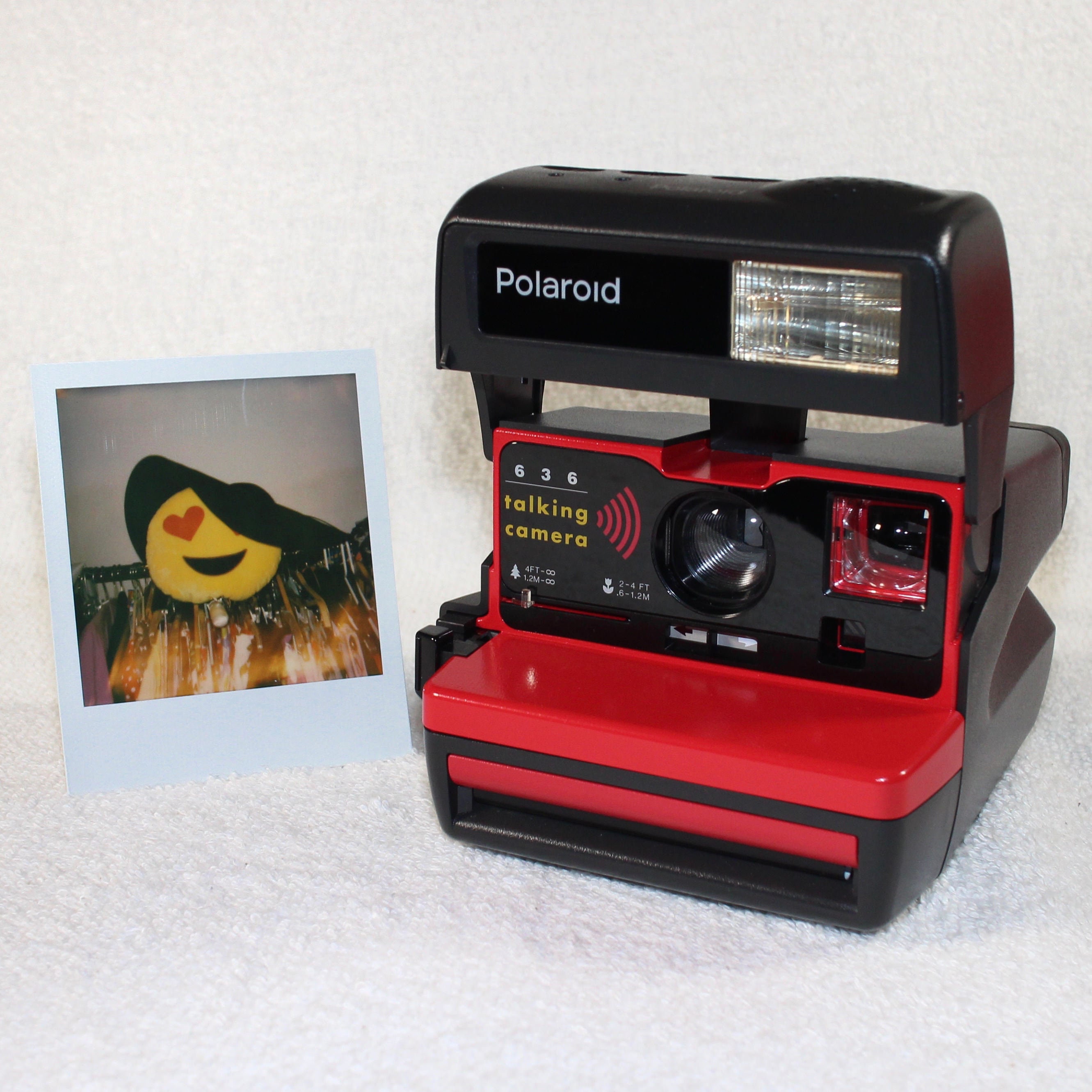 Is it normal that the One Step 2 is like that? Just bought one second hand  : r/Polaroid