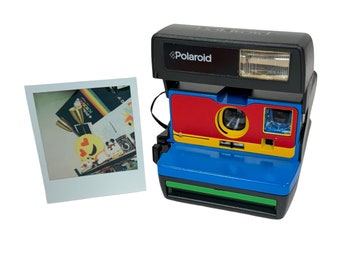 Upcycled Working Polaroid 600 OneStep - Blue, Red, Yellow and Green With Built-In Close Up And Flash