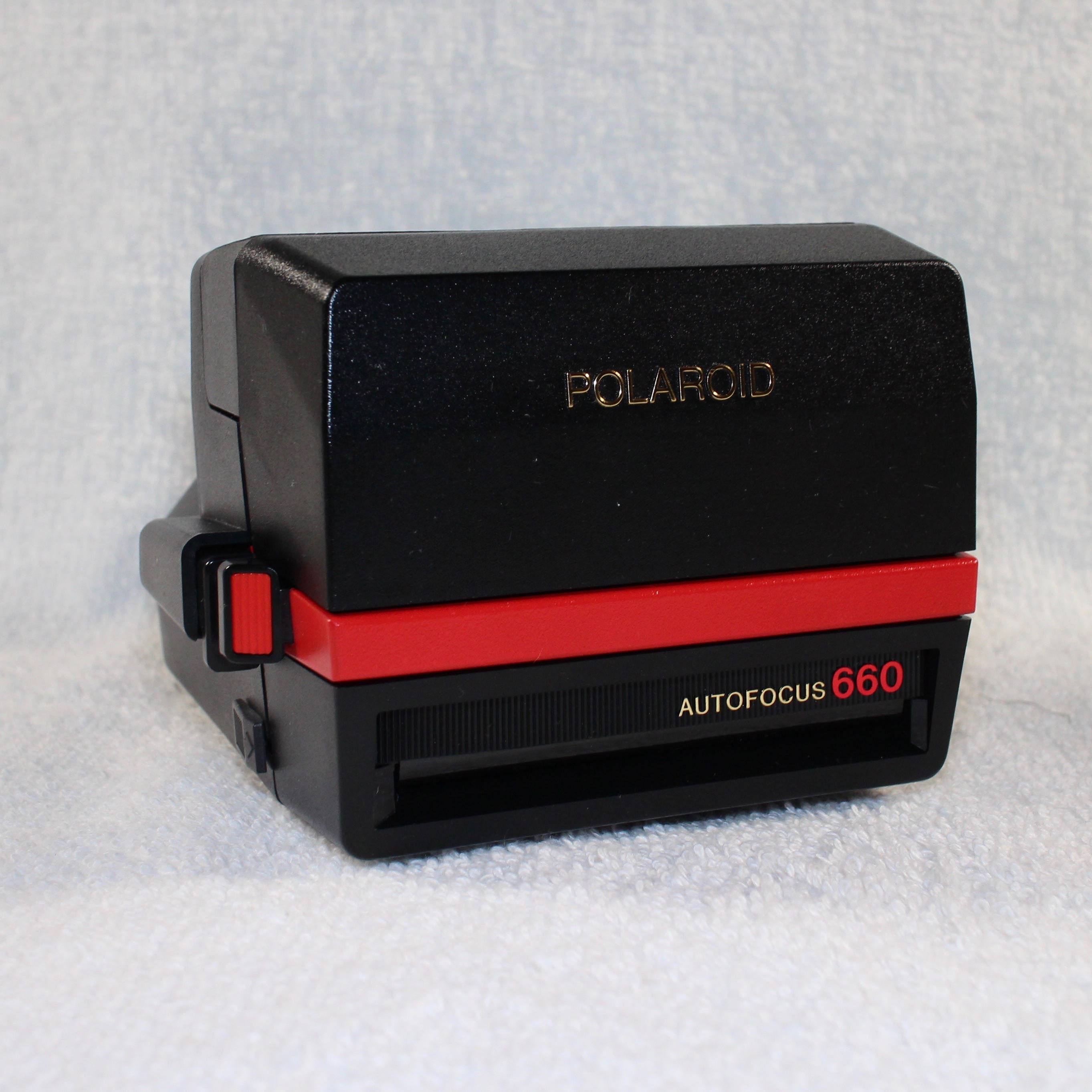 Special Polaroid 660 and Film Autofocus Polaroid 660 with New Color
