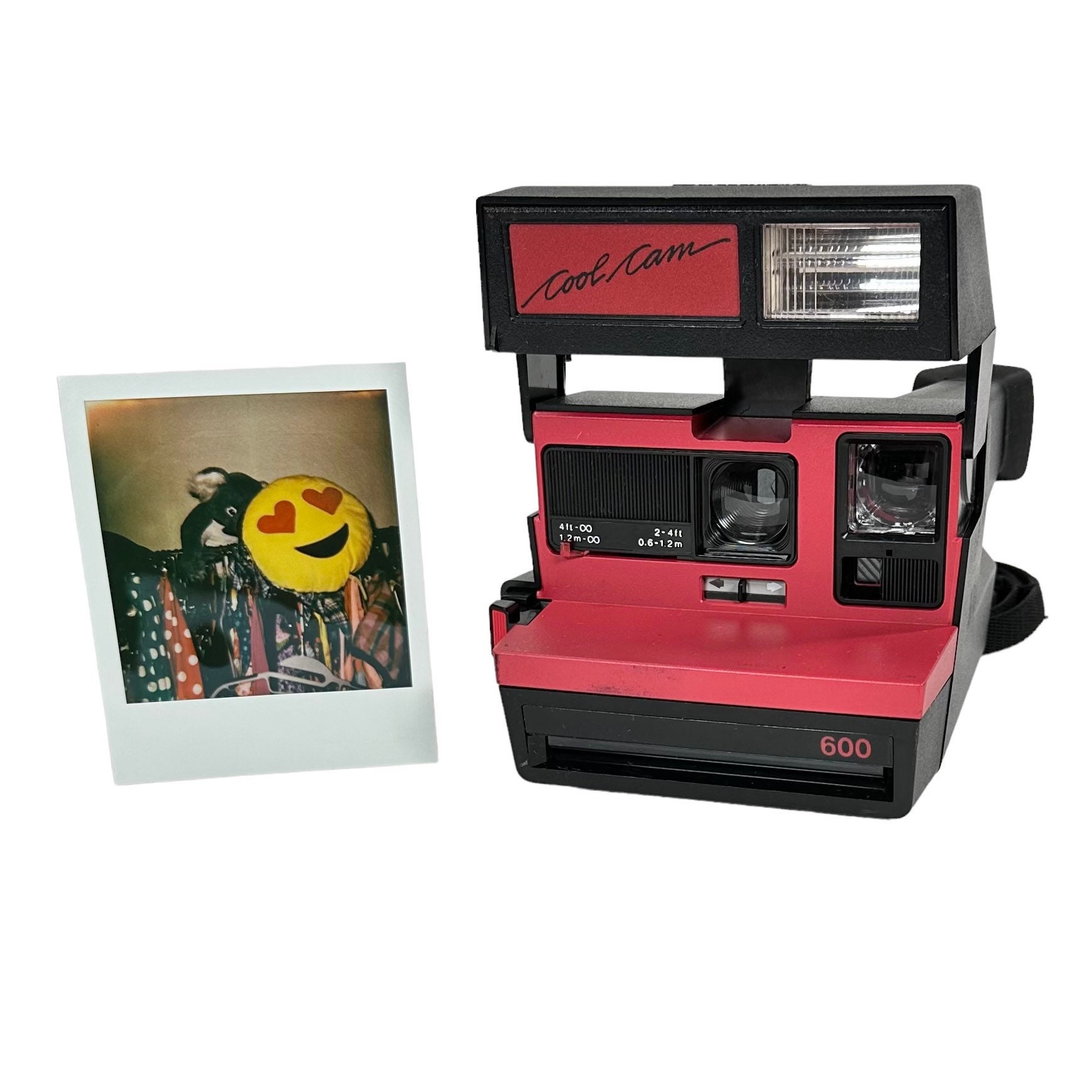 Polaroid 600 :: Cool Cam Pink — Brooklyn Film Camera