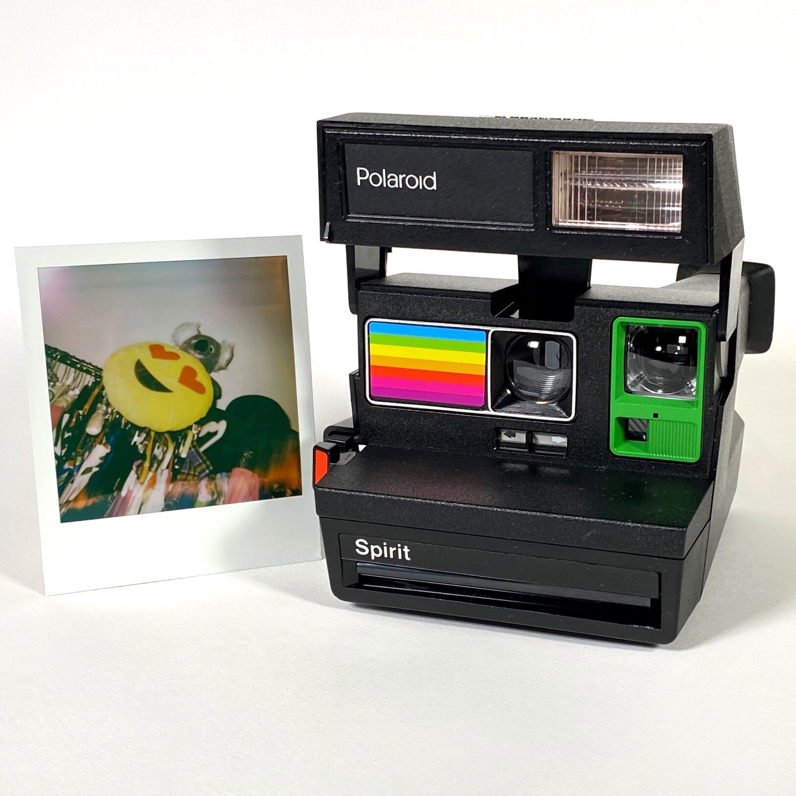 Where could I find the flash add on for this Polaroid 600 Spirit? : r/ Polaroid