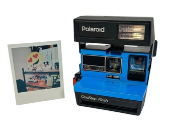 Polaroid 600 OneStep With CloseUp Lens Upcycled Blue - Refreshed and Ready for Fun
