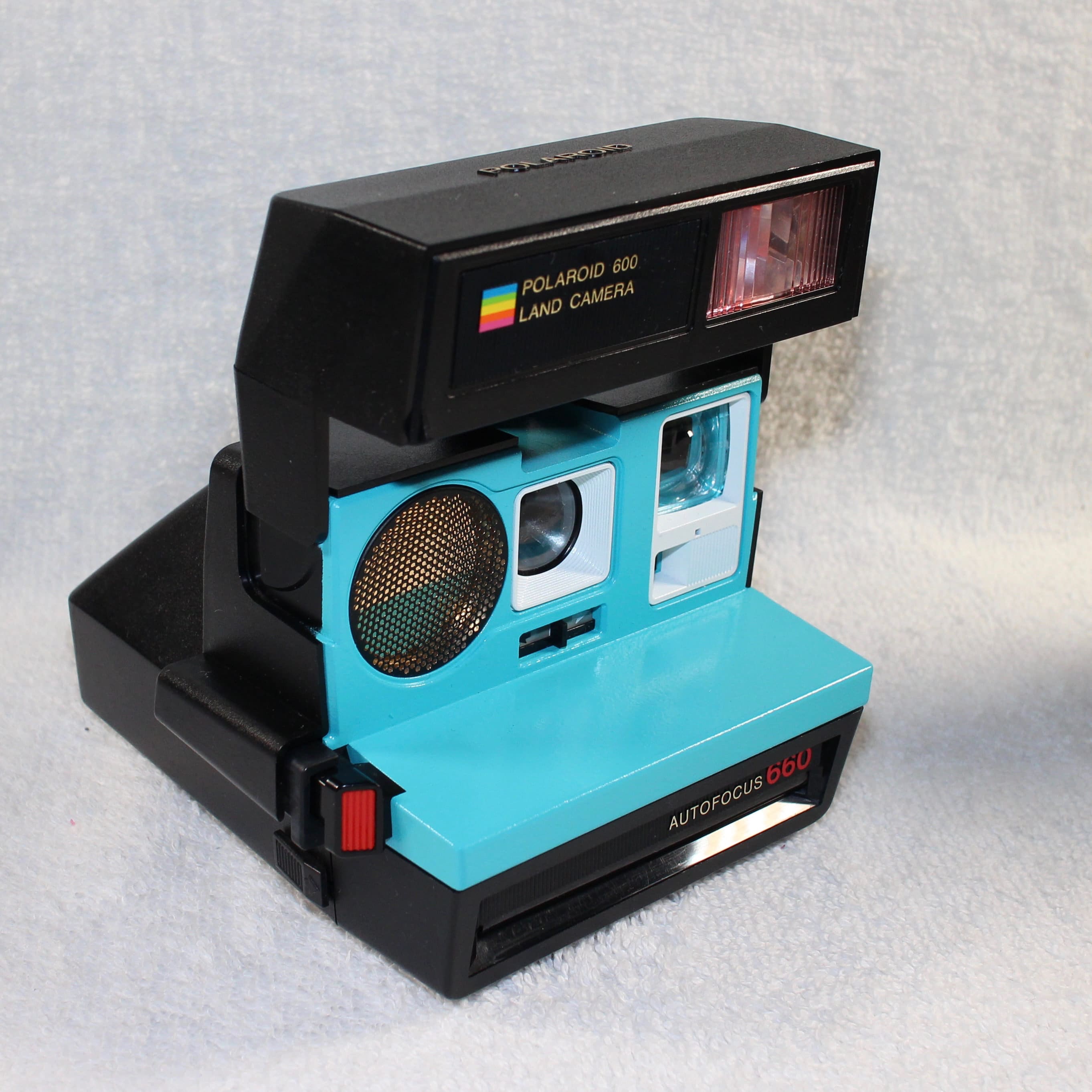 Special Polaroid 660 and Film Autofocus Polaroid 660 with New Color
