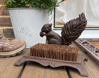 Cast Iron Boot Welly Cleaner Brush Scraper Squirrel Design Door Patio Decor