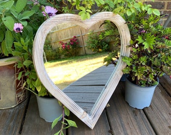 Heart Mirror Hanging Garden Mirror Wooden Wall Mount Small Mirror Wall Decor Rustic Indoor Outdoor 38cm