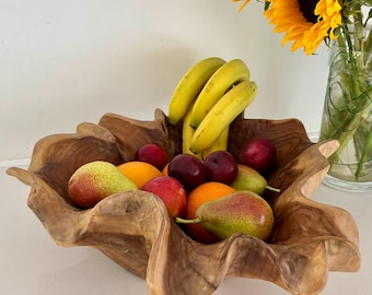 Hand Carved Teak Root Bowl, Large Scalloped Wooden Fruit Bowl, Natural Decorative Bowl, Sustainable Rustic Home Decor, Can Be Personalised