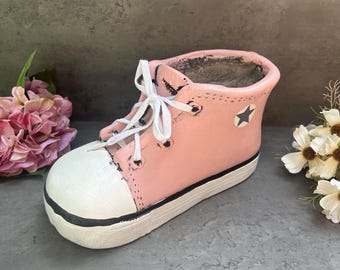 Pink Plant Pot / Pink Planter / Sneaker Plant Pot / Sneaker Planter / Trainer Plant Pot / Fun Planter / Flower Pot Personalisation Available