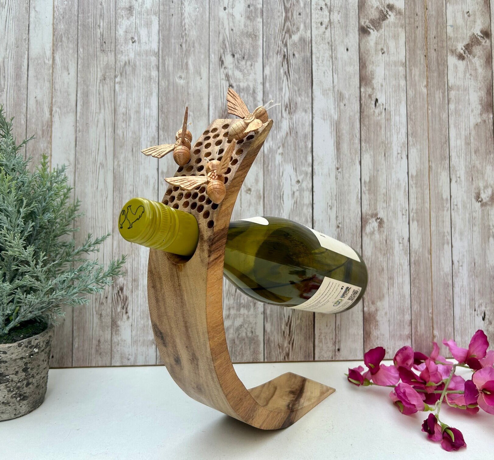 Wine Holder / Wooden Bottle Holder / Bee Gift / Tabletop Wine Holder / Bottle Holder / Bee Decor / Bees / Bee / Bar / Can Be Personalised
