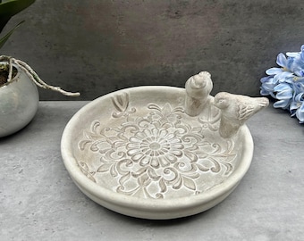 Bird Bath /  Garden Birdbaths / Small Bird Bath/ Bird Feeders / Bird Bath Stone / Birdbaths / Bird Feeder / Grey Birdbath / Birdbath Feeder