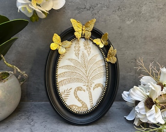 Black Oval Photo Frame, Gold Butterfly Detail, 4x6 Portrait Picture Frame, Elegant Tabletop Home Decor, Gift for Her, Can Be Personalised