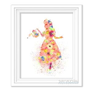 Puede incluir: Una ilustración de acuarela de una mujer con un vestido hecho de flores. El vestido es rosa, naranja y amarillo, y las flores son de varios colores. La mujer sostiene una regadera en su mano. El fondo es blanco.