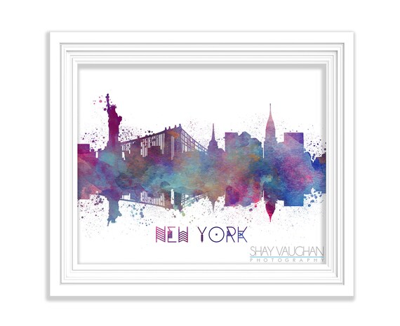 Empire State Building Watercolor Skyline Souvenir New York T-Shirt Empire State Building Watercolor Skyline Souvenir New York T-Shirt