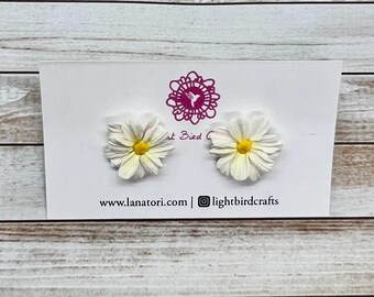 Handmade Daisy Stud Earrings, Polymer Clay, Stainless Steel