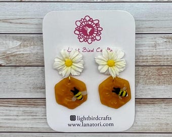 Honeycomb and Daisy Earrings