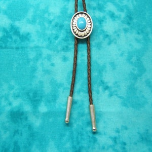 Western Jewelry Minimalist Silver Antiqued Bolo Tie w Asst Color Cabochons Bolos Wedding Necklace Necktie Cowboy Cowgirl Wear On Sale #80519