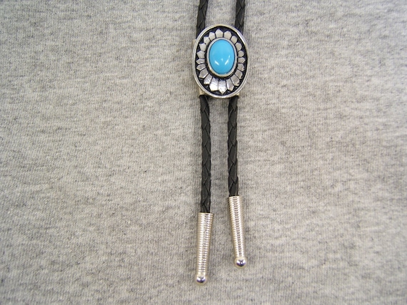 Silver Concho Bolo Tie W Turquoise Bola Wedding Bolo Tie Silver Concho Bolo Tie W Turquoise Bola Wedding Bolo Tie