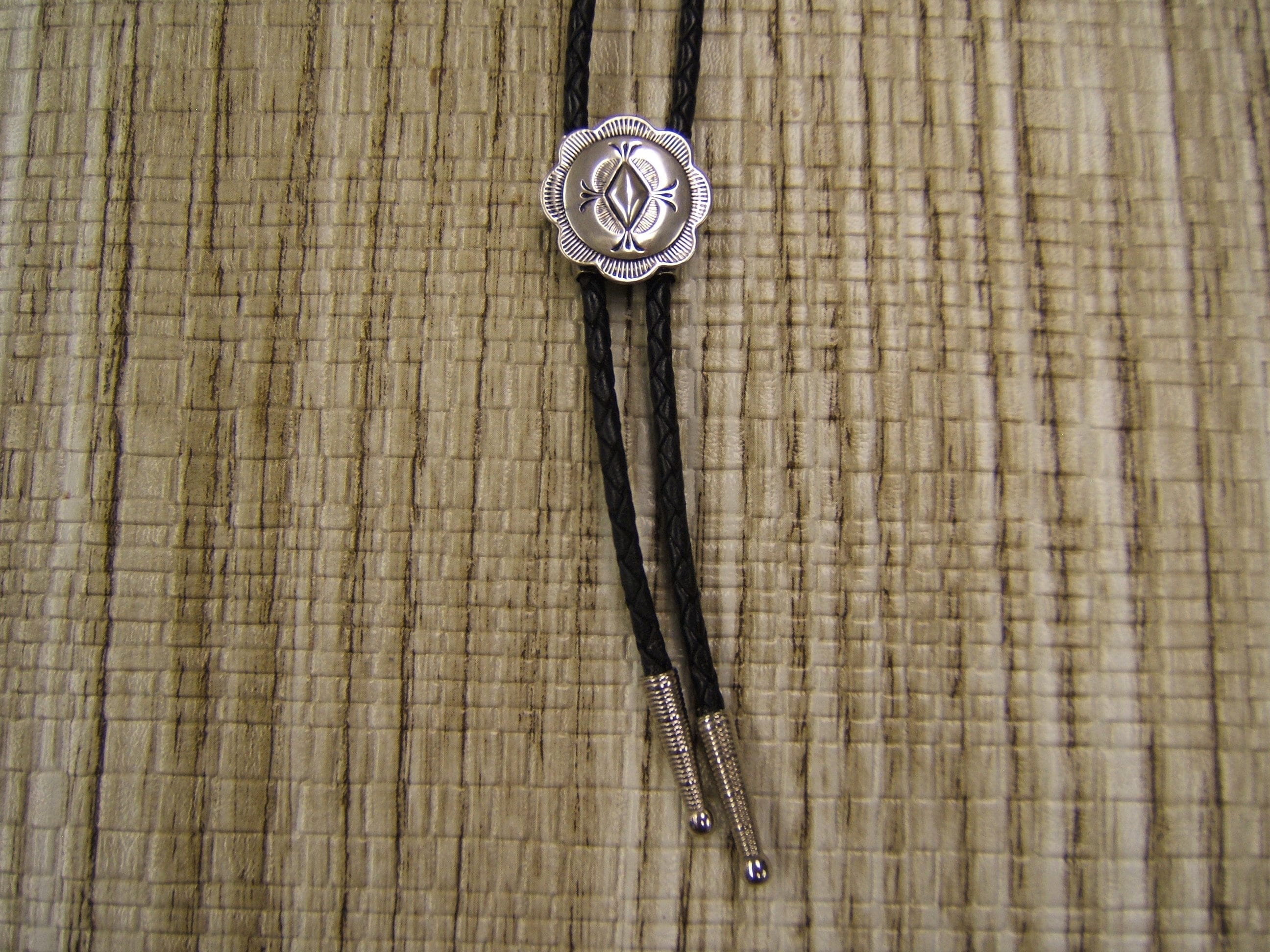 ネックレス・ペンダント Western Concho Bolo Tie #7810 ネックレス・ペンダント Western Concho Bolo Tie #7810 Western