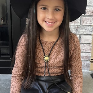 Kids Bolo Tie Gift Perfect Valentine Gift Polished Brass Filigree Heart Bolo Tie Western Jewelry Bolos Wedding Necktie Boho Jewelry 80160-5