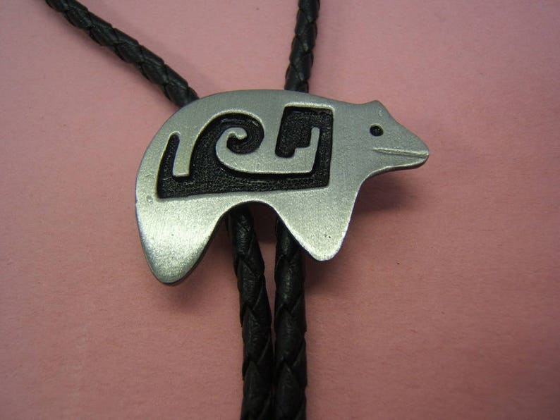Indian Style Bear Bolo Tie Bolos Southwestern Western Festival Neckties Necklaces Pewter Jewelry Gift Idea for Men Women Him Her #80132-1