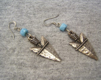 Silver Arrowhead Earrings, Turquoise Bead, Southwestern Tribal Jewelry