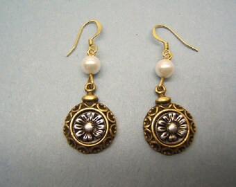 Boho Floral Earrings, Gold Silver Flower, White Pearl Bead Earring Spring Earrings, Summer Earring Boho Chic Jewelry Gifts for Her 80237-1