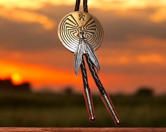 Srebrny krawat Bolo mężczyzna w labiryncie krawat Bolo męski krawat Bolo Bolos zachodnie krawaty krawat nosić naszyjnik Boho festiwal Choker naszyjnik 80075-1B