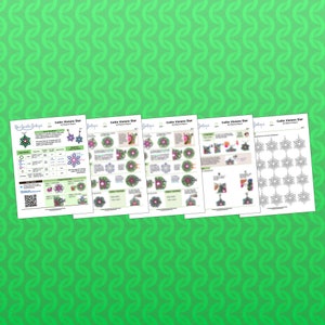 Pode incluir: Cinco p&aacute;ginas imprim&iacute;veis de instru&ccedil;&otilde;es para fazer um projeto de mi&ccedil;angas Celtic Visions Star. As p&aacute;ginas incluem uma tabela de cores, um diagrama da estrela acabada e instru&ccedil;&otilde;es passo a passo. A estrela &eacute; feita com mi&ccedil;angas em tons de verde, azul, rosa e branco.
