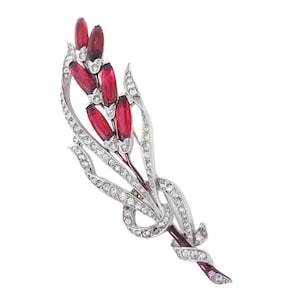 Trifari Brooch, Red Trifari Brooch, Trifari 1940s Brooch, Trifari Lozenges Flower Brooch, 1940s Brooch, Vintage Brooch, Rhinestone Brooch