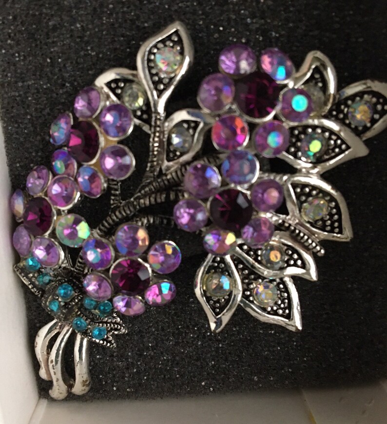Vintage Rhinestone Flower Pin Brooch Purple Floral Avon MIB