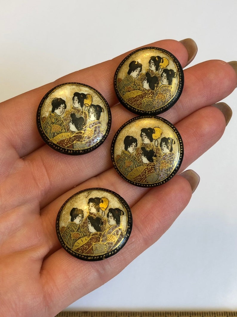 Antique Satsuma Buttons Geishas