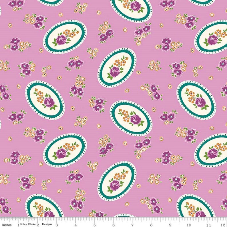 Prim /& Proper Charm Pack Penny Rose Fabrics Lindsay Wilkes Quilting Cotton Sewing Supplies Calico Pre cut Cotton Squares Floral Fabric