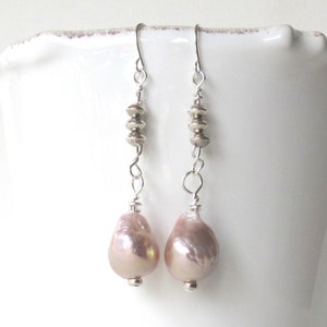 Pearl Dangle Earrings,Baroque Pearl Jewelry , Minimalist Drop Earrings, Pearl Dangle Drop, Pearl Drop Earrings Silver, Bridal Earrings,