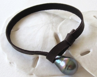 Tahitian Pearl, Unisex Bracelet, Black Pearl Bracelet, Leather Pearl Bracelet, Adjustable Bracelet, Tahitian Bracelet, Leather Bracelet,Boho